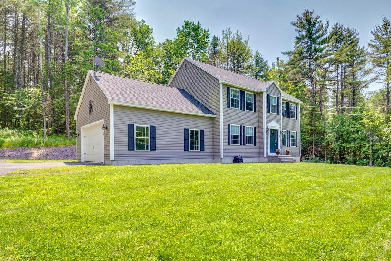 83 Huston Road Gorham, ME 04038 - Photo 3 of 40 83 Huston Rd Gorham ME 04038-large-004-0