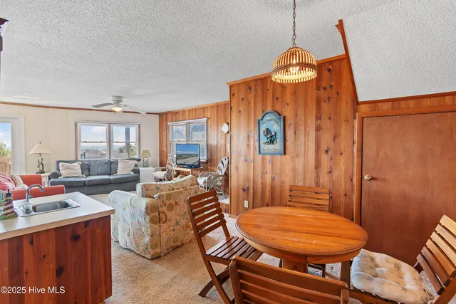 $1,225,000 | 1097 Ocean Boulevard West, Holden Beach, NC 28462