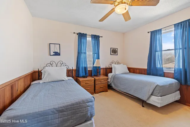 $1,225,000 | 1097 Ocean Boulevard West, Holden Beach, NC 28462