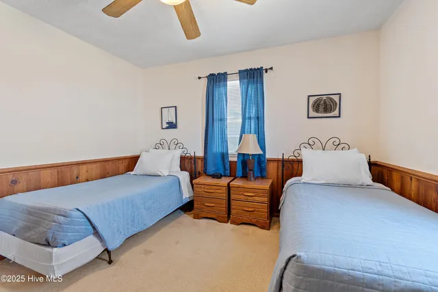 $1,225,000 | 1097 Ocean Boulevard West, Holden Beach, NC 28462