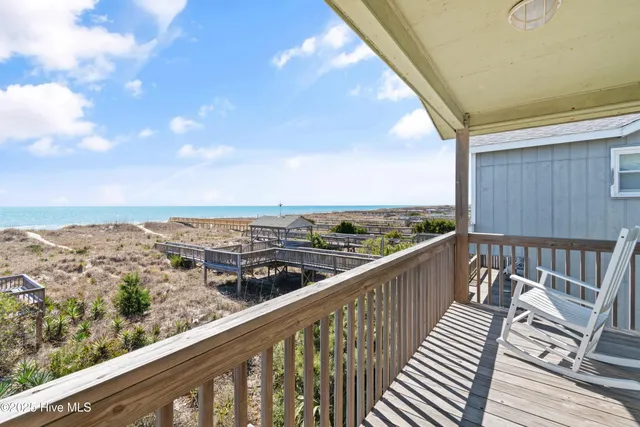 $1,225,000 | 1097 Ocean Boulevard West, Holden Beach, NC 28462