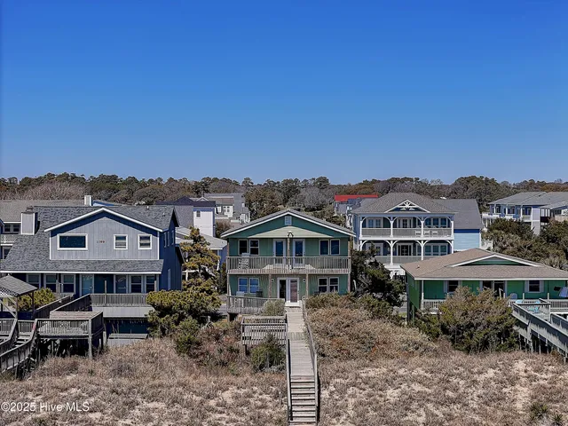 $1,225,000 | 1097 Ocean Boulevard West, Holden Beach, NC 28462