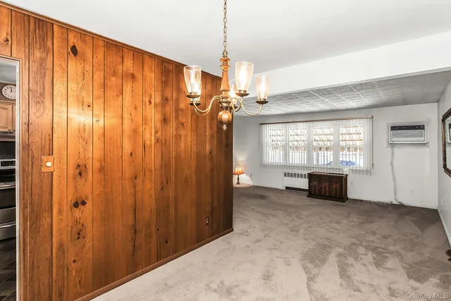 $799,000 | 562 Arcadian Avenue, Valley Stream, NY 11580