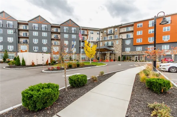 $479,900 | 205 Lakeshore Drive, Unit 412, Canandaigua, NY 14424