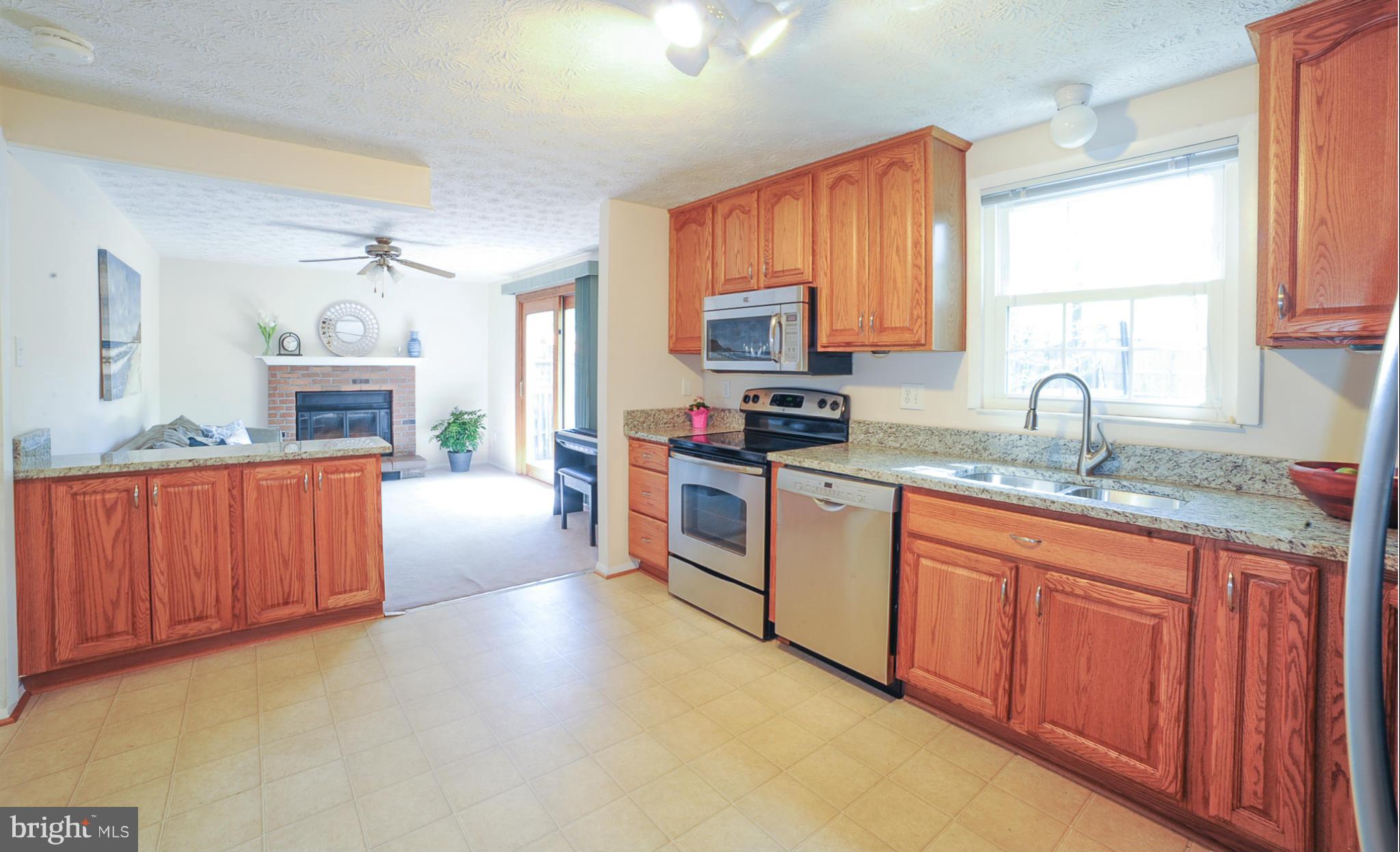8285 Raindrop Way Springfield, VA 22153 - Photo 3 of 23 Kitchen