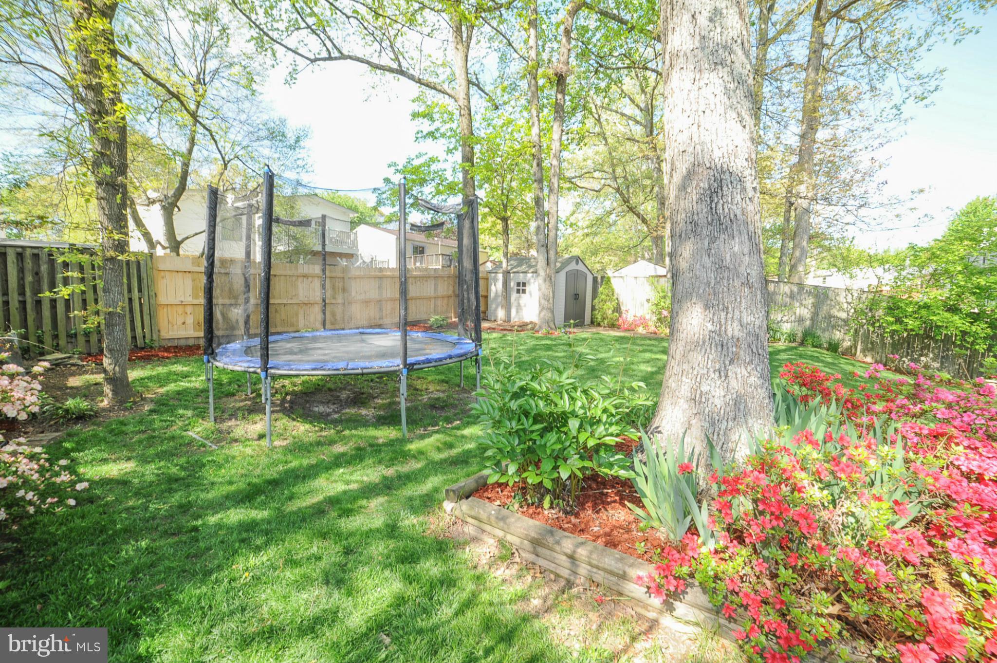8285 Raindrop Way Springfield, VA 22153 - Photo 23 of 23 Large Fenced in Yard
