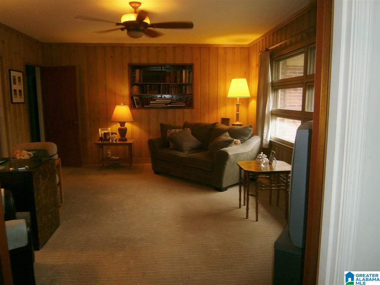 533 Hampton Drive Birmingham, AL 35209 - Photo 4 of 11