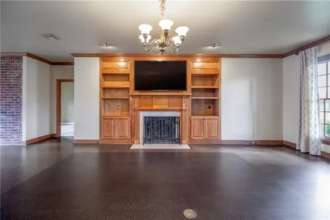 $695,000 | 1869 2nd Street, Lutcher, LA 70071