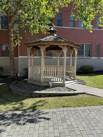 $3,100 | 75 Quaker Avenue, Unit 121, Cornwall, NY 12518