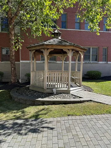 $3,100 | 75 Quaker Avenue, Unit 121, Cornwall, NY 12518