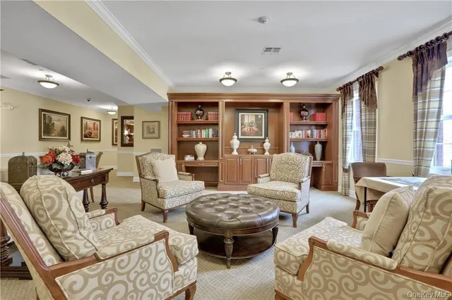 $3,100 | 75 Quaker Avenue, Unit 121, Cornwall, NY 12518