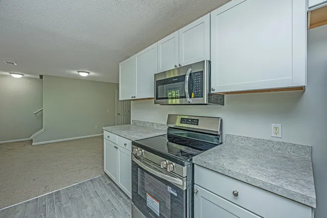 $330,000 | 8537 Chloe Lane, North Charleston, SC 29406