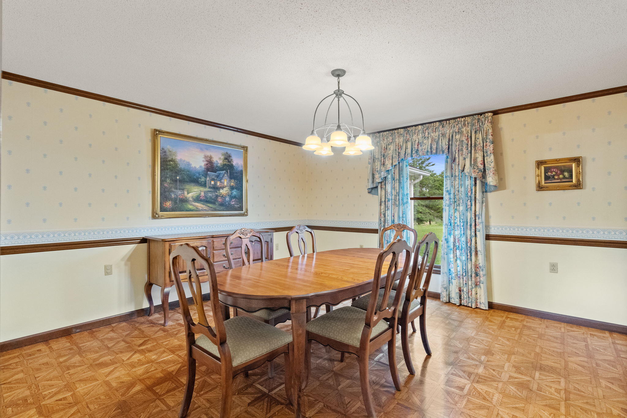 3755 Century Farm Road Castlewood, VA 24224 - Photo 5 of 54 Dining room