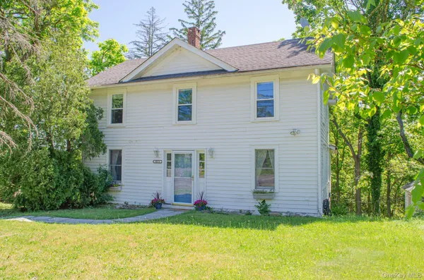 $449,999 | 8874 Rte 9W, Athens, NY 12015