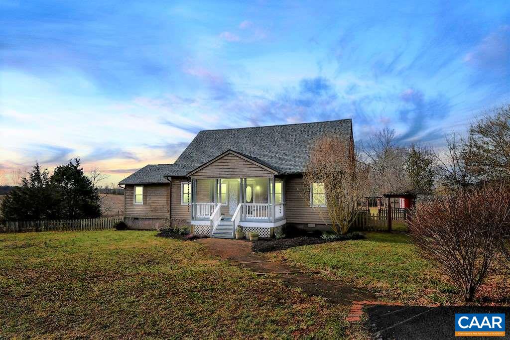 1609 James River Road Scottsville, VA 24590 - Photo 1 of 33 Gallery Image 1