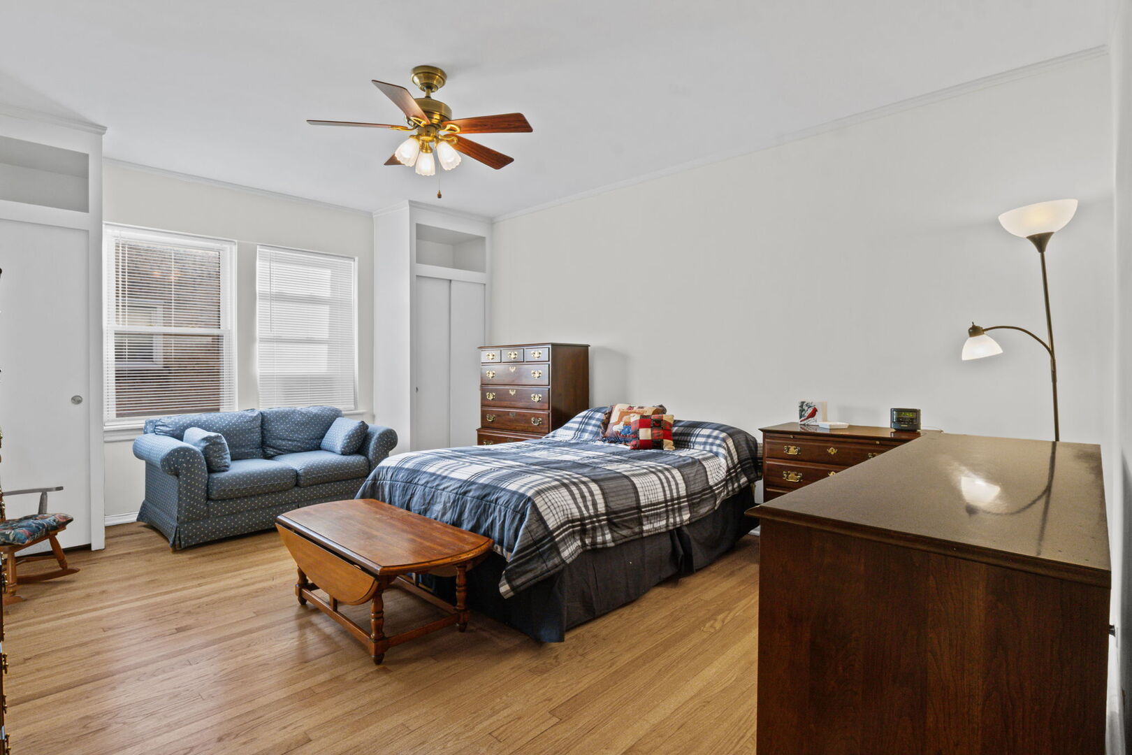 8037 Kenton Avenue, Unit 2S Skokie, IL 60076 - Photo 11 of 20 a bedroom with bed and window