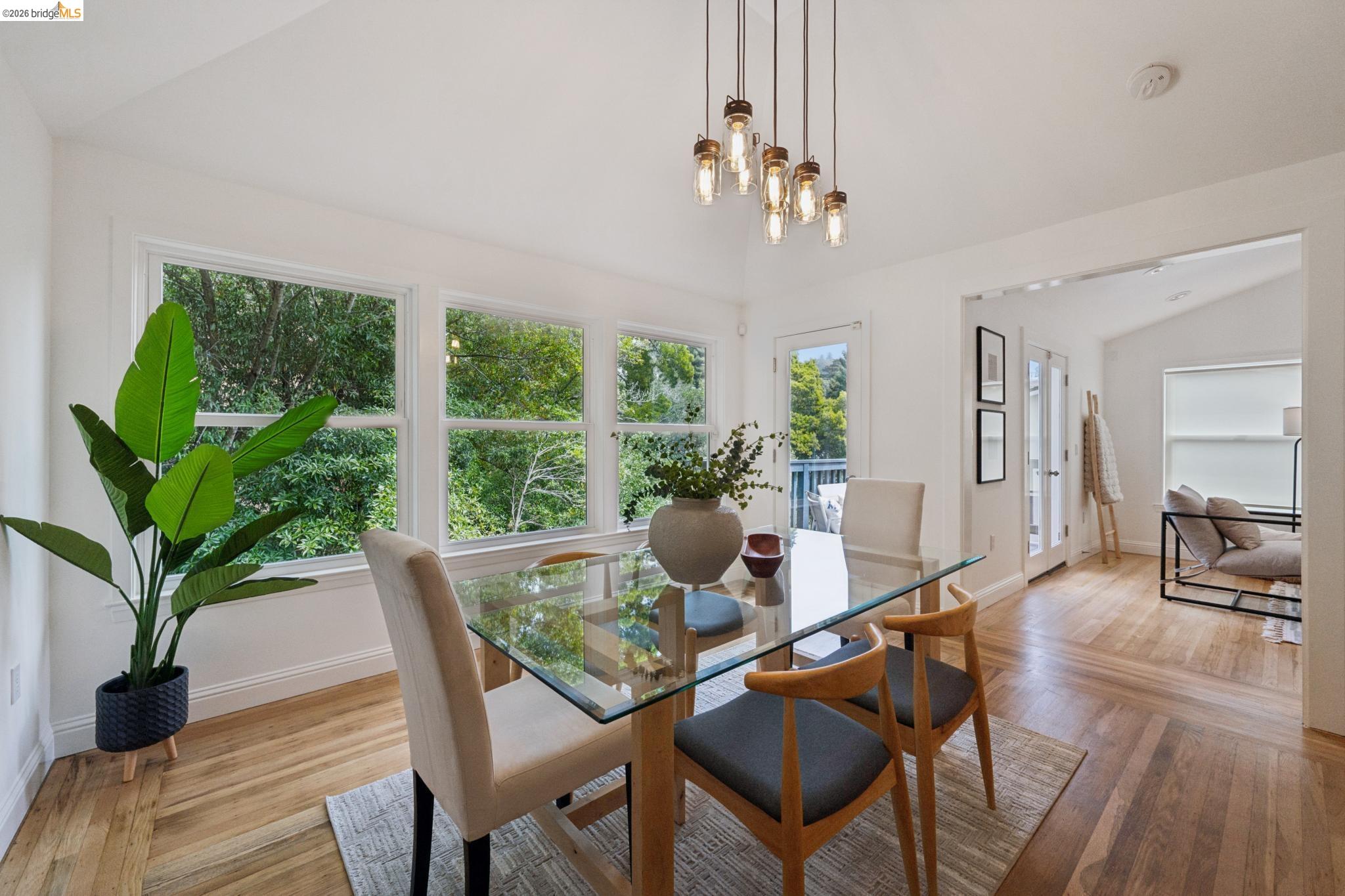 15 Edgecroft Road Kensington, CA 94707 - Photo 14 of 53 Gallery Image 14