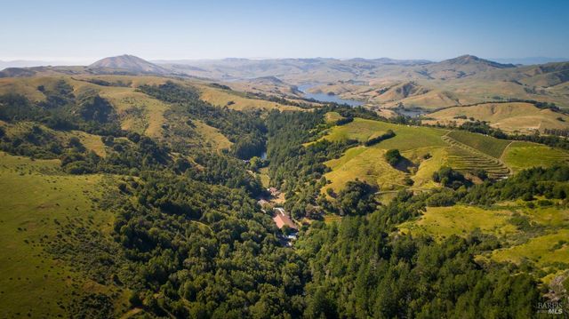 $3,500,000 | 200 Rd To Ranch, Nicasio, CA 94946