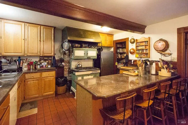 front view of house with a yard