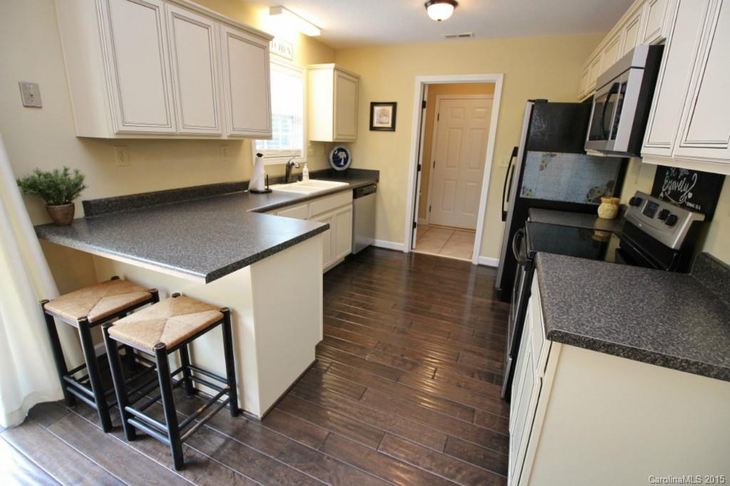 1886 Sherrer Road York, SC 29745 - Photo 11 of 24 Gallery Image 11