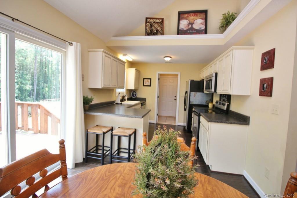 1886 Sherrer Road York, SC 29745 - Photo 10 of 24 Gallery Image 10