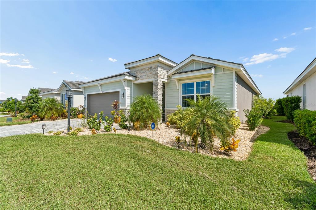 18123 Gulf Rnch Place Lakewood Ranch, FL 34211 - Photo 4 of 90