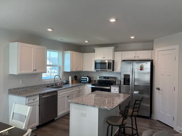 $310,000 | 1247 Maumee Court, Greenfield, IN 46140