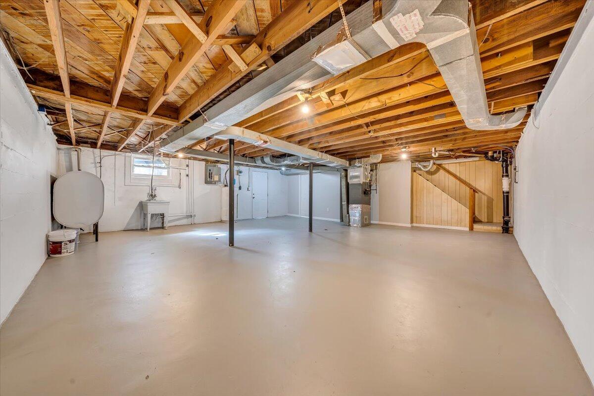 4766 Showalter Road Northwest Roanoke, VA 24017 - Photo 16 of 32 16-MIB07492