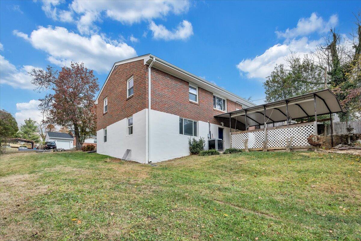 4766 Showalter Road Northwest Roanoke, VA 24017 - Photo 27 of 32 27-MIB07534