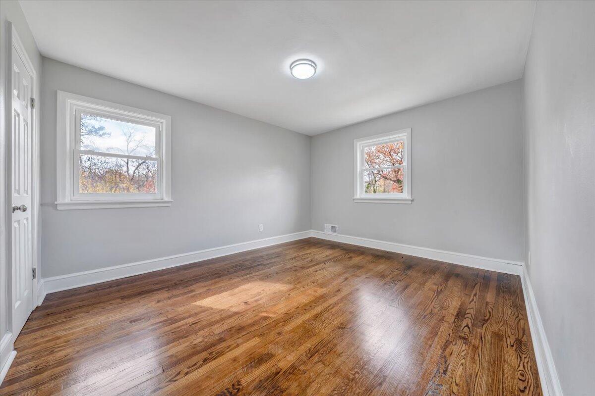 4766 Showalter Road Northwest Roanoke, VA 24017 - Photo 6 of 32 06-MIB07462