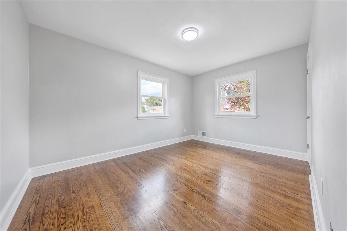 4766 Showalter Road Northwest Roanoke, VA 24017 - Photo 7 of 32 07-MIB07465