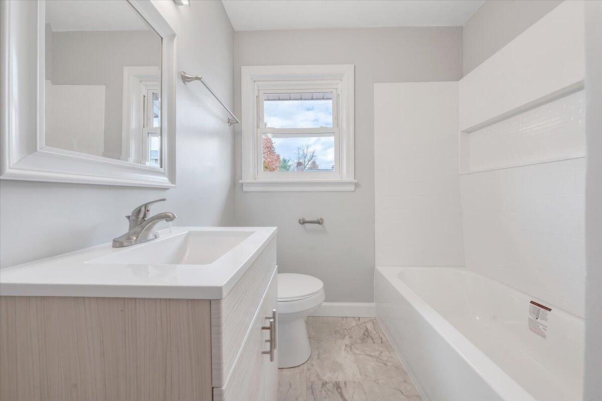 4766 Showalter Road Northwest Roanoke, VA 24017 - Photo 8 of 32 08-MIB07468