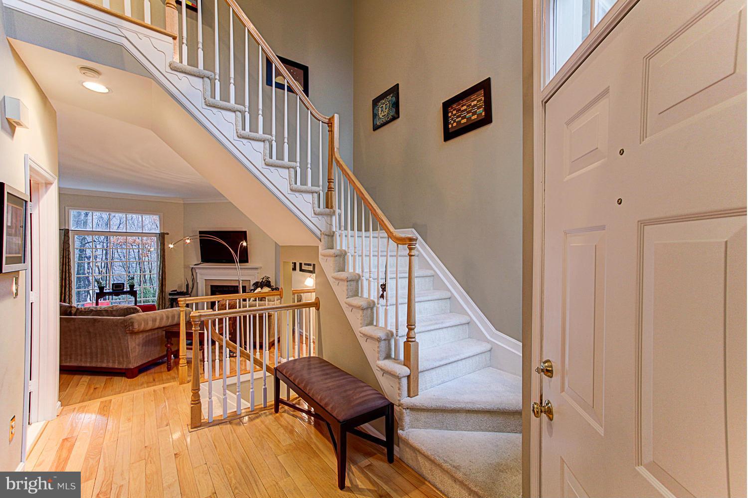 11452 Hollow Timber Court Reston, VA 20194 - Photo 2 of 18 Interior (General)