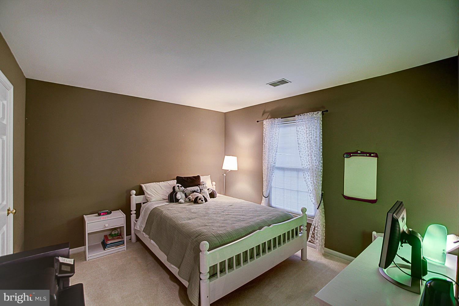 11452 Hollow Timber Court Reston, VA 20194 - Photo 15 of 18 Bedroom