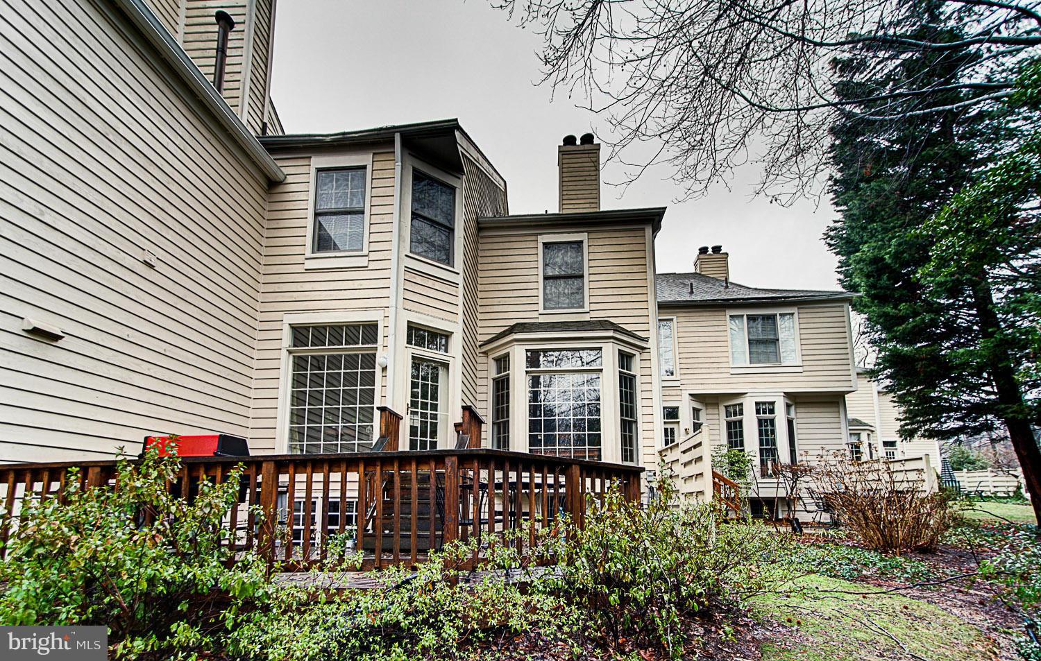 11452 Hollow Timber Court Reston, VA 20194 - Photo 18 of 18 Exterior (Rear)