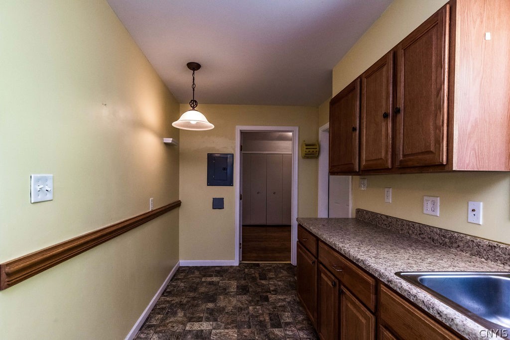 210 Camillus Drive Camillus, NY 13031 - Photo 25 of 42