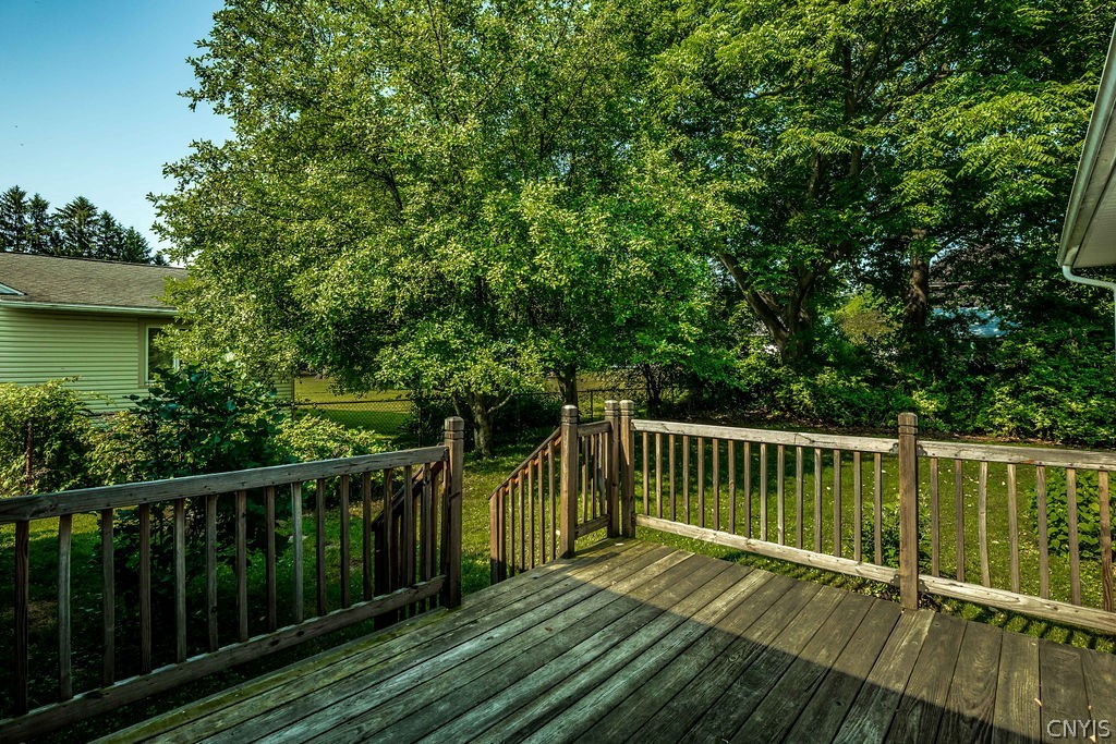 210 Camillus Drive Camillus, NY 13031 - Photo 38 of 42