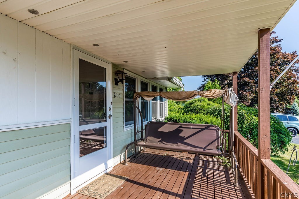210 Camillus Drive Camillus, NY 13031 - Photo 4 of 42