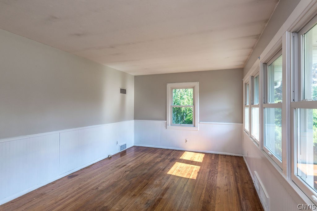 210 Camillus Drive Camillus, NY 13031 - Photo 5 of 42