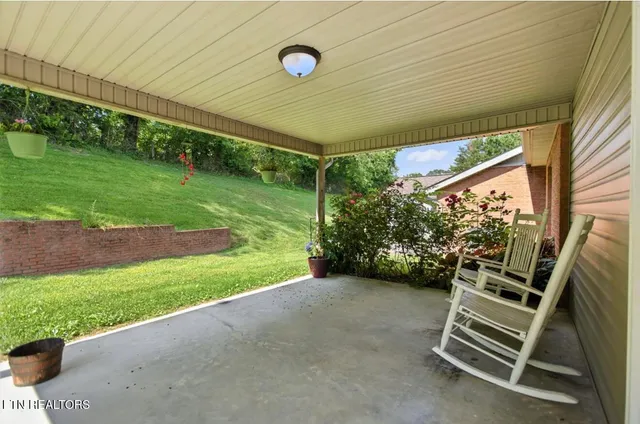 $284,900 | 153 Creed Way, New Tazewell, TN 37825