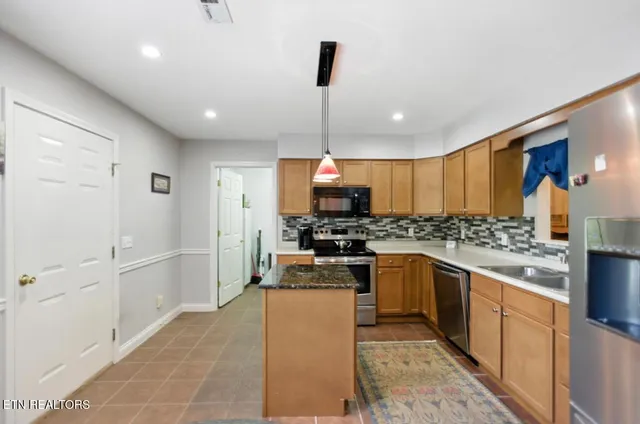 $284,900 | 153 Creed Way, New Tazewell, TN 37825