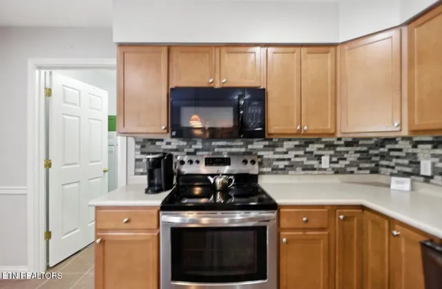 $284,900 | 153 Creed Way, New Tazewell, TN 37825