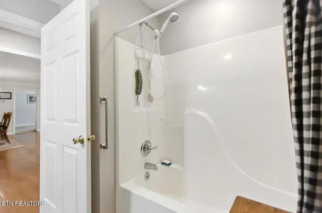 $284,900 | 153 Creed Way, New Tazewell, TN 37825