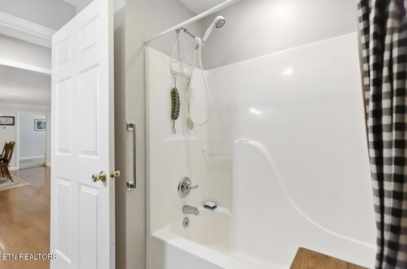 153 Creed Way New Tazewell, TN 37825 - Photo 38 of 56 IMG_5935