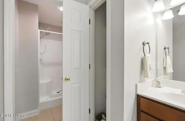 $284,900 | 153 Creed Way, New Tazewell, TN 37825