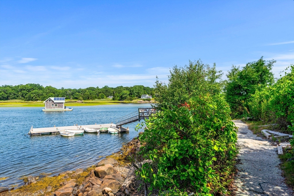 64 Riverview Road Gloucester, MA 01930 - Photo 29 of 35 Gallery Image 29