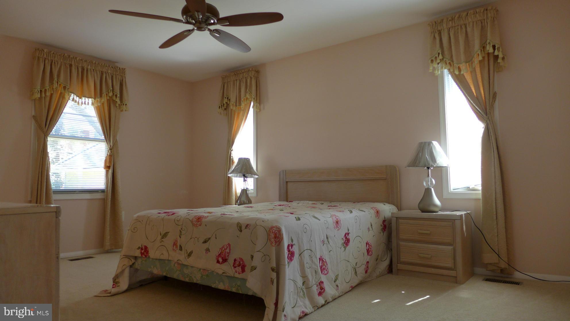 400 Aigburth Road Towson, MD 21286 - Photo 13 of 20 Bedroom (Master)