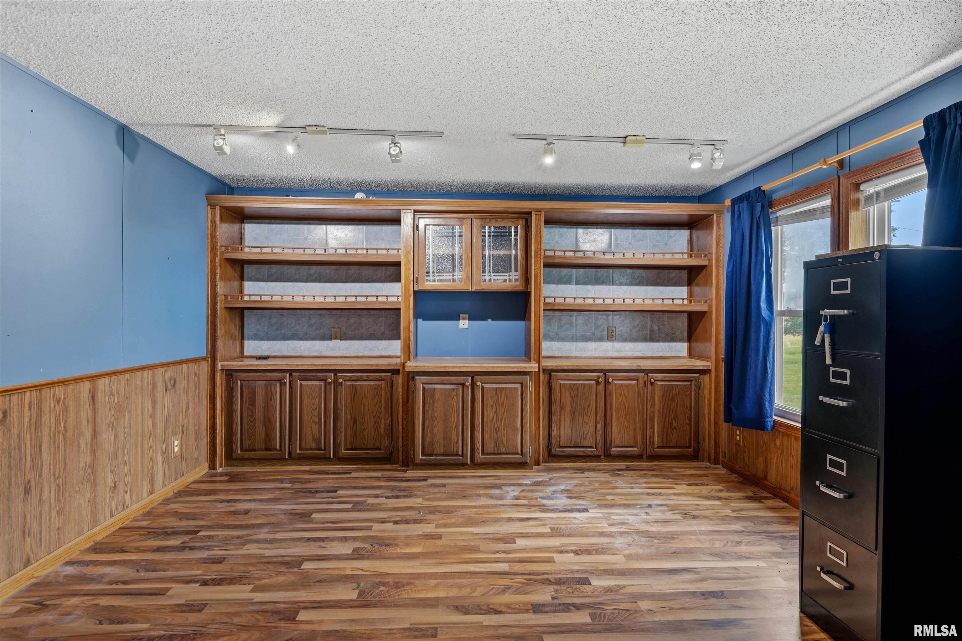 28457 Tutman Road Greenview, IL 62642 - Photo 16 of 46 Gallery Image 16