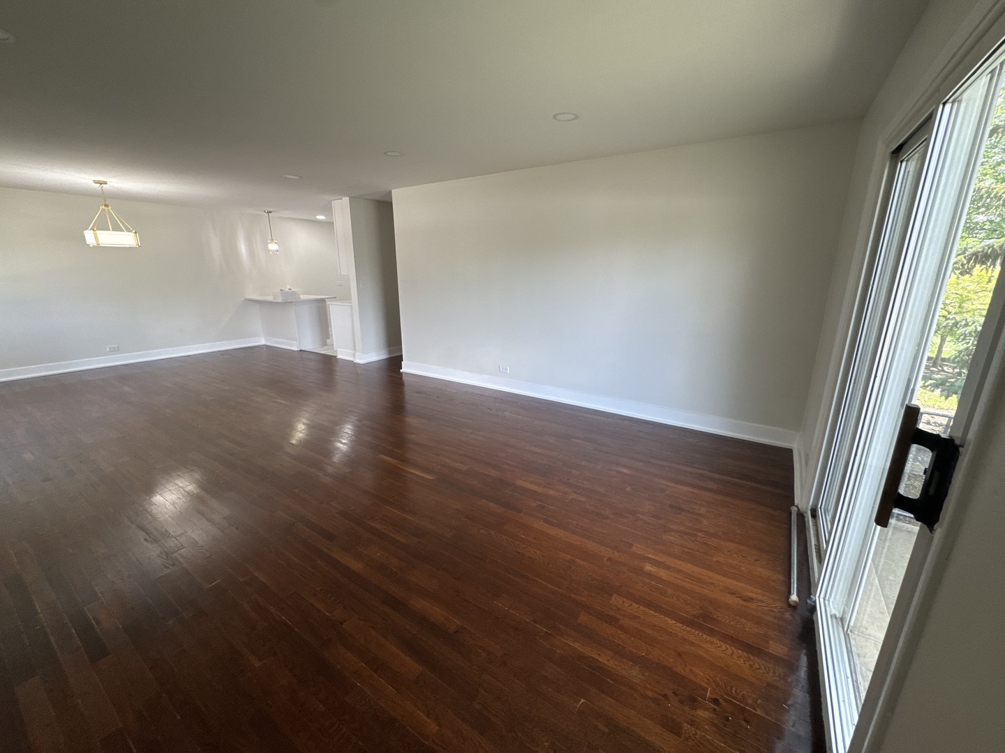 9561 Dee Road, Unit 1A Des Plaines, IL 60016 - Photo 9 of 13