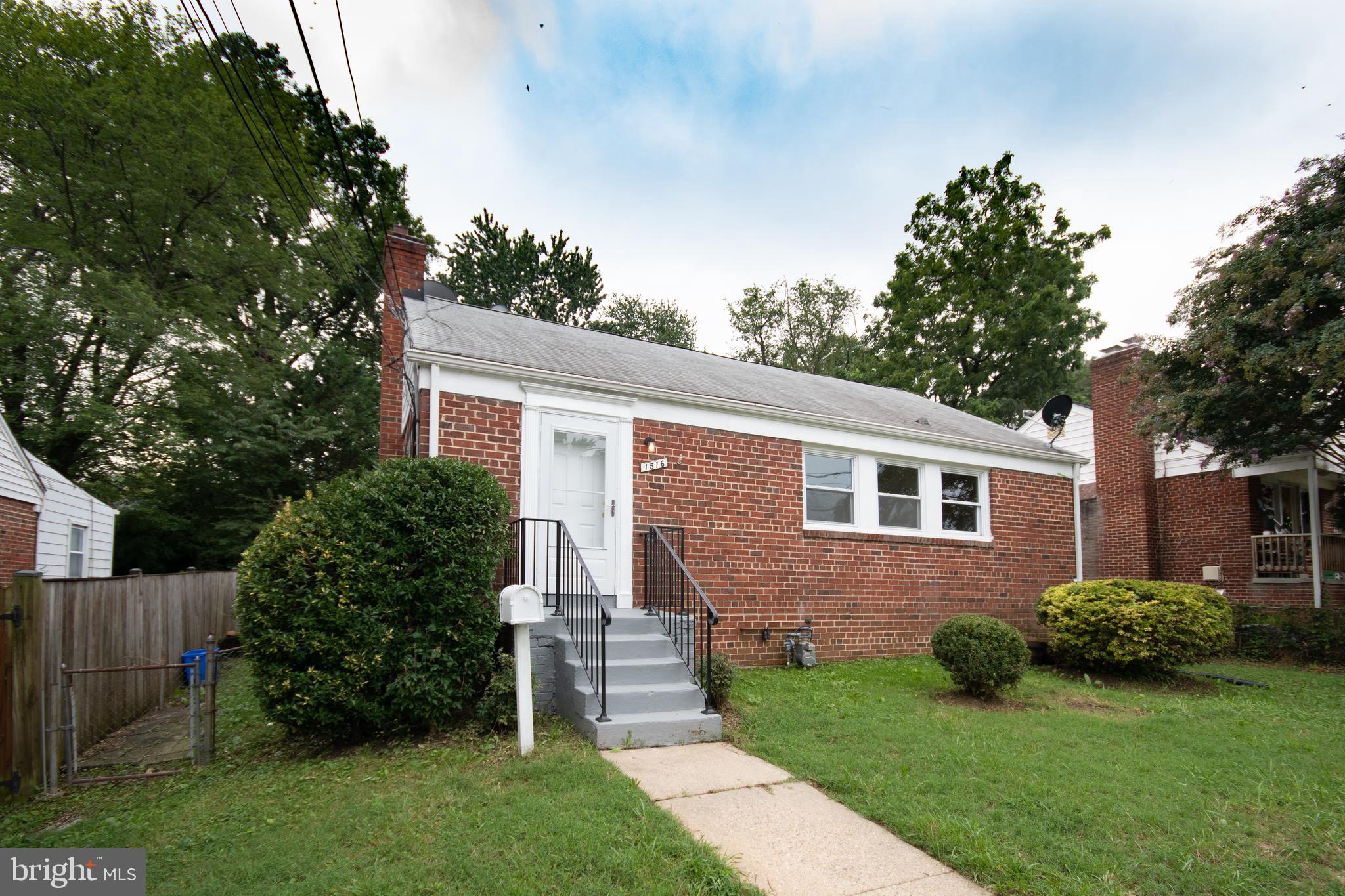 1516 Windham Lane Silver Spring, MD 20902 - Photo 1 of 25 Gallery Image 1